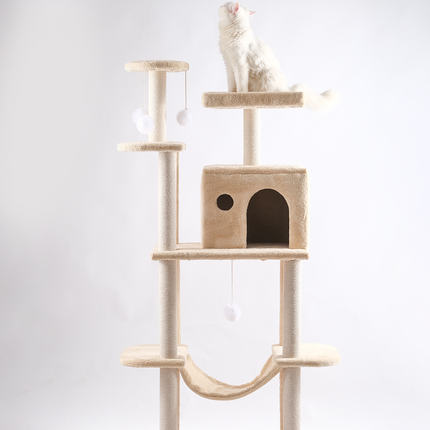 منصة شجرة القطط مع خدوش داخلية وأعمدة كبيرة
