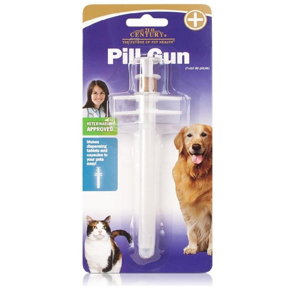 Pill gun rotating hand feeder for pets