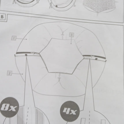 ZooFari pet Tunnel with Hanging Toy