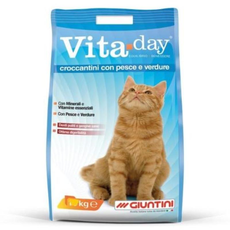 Vita Day Dry Food with Chicken and Vegetables for Sterilized Cats 10 kg