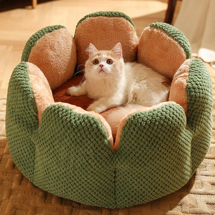 HMA Dog and cat Plush Flower Pet Bed Soft Fluffy Green and Beige Calming Cat and Small Dogs Cuddler Nest with Raised Petal Rim 55 × 55 cm