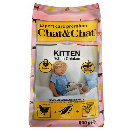 طعام جاف للقطط الصغيرة من شات اند شات بالدجاج والبازلاء 900 جرام