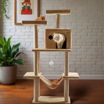 منصة شجرة القطط مع خدوش داخلية وأعمدة كبيرة